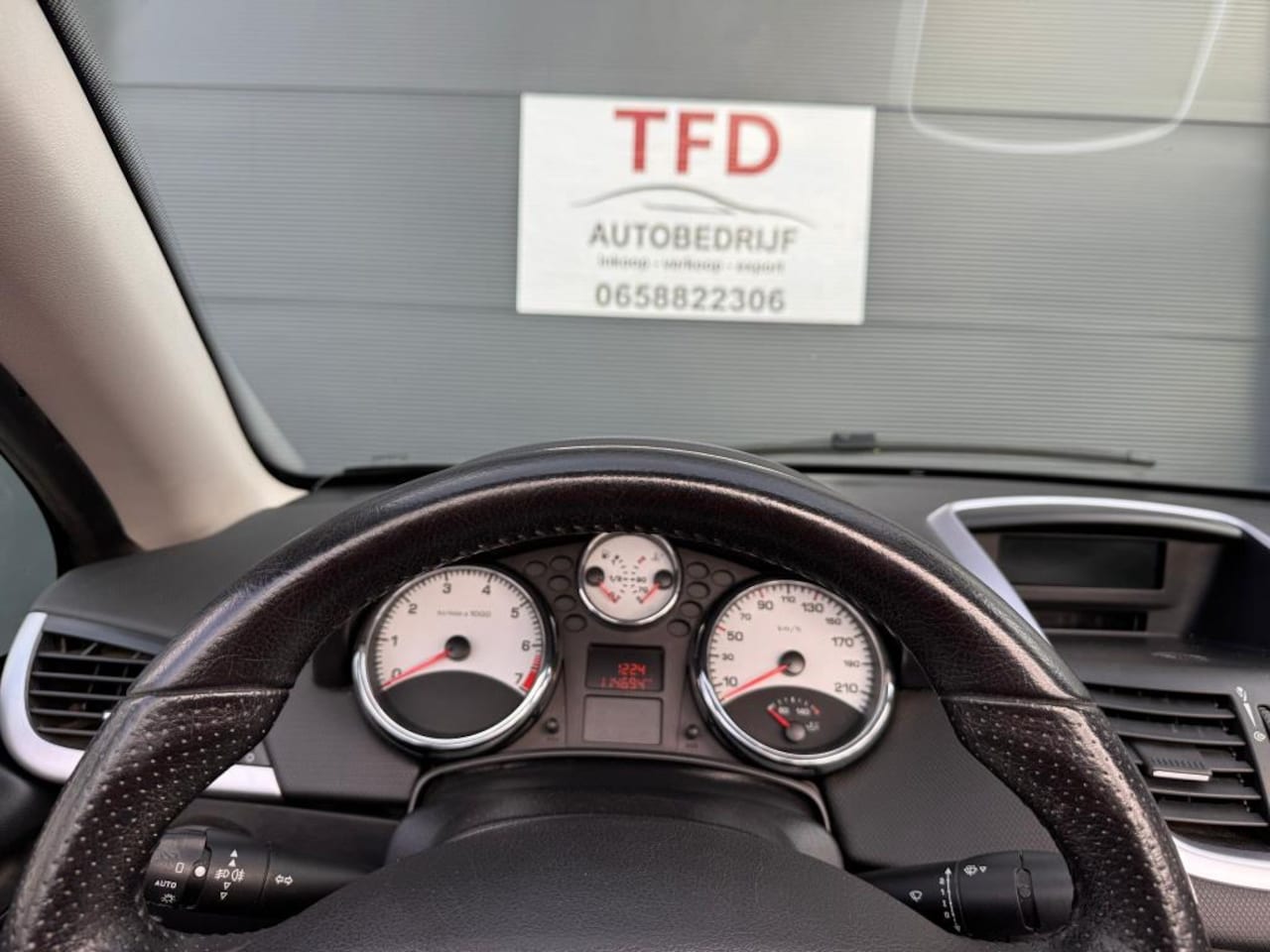 Peugeot 207 CC - 1.6 VTi 1.6 VTi - AutoWereld.nl