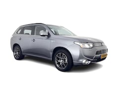 Mitsubishi Outlander - 2.0 PHEV Executive Edition Aut. *NAVI-FULLMAP | XENON | LEATHER-FABRIC | COMFORT-SEATS | C