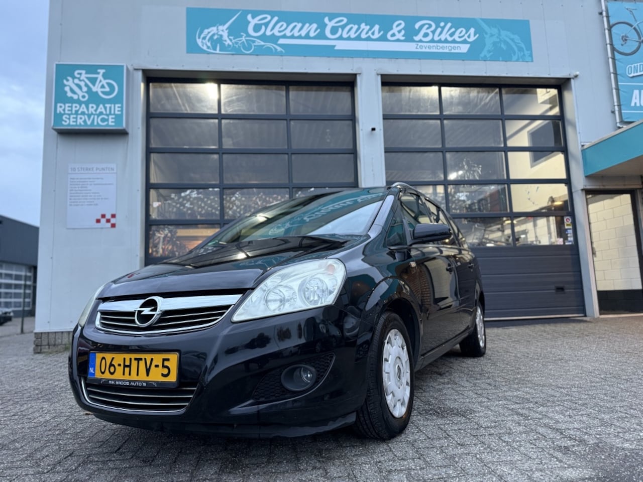 Opel Zafira - 1.8 Cosmo 1.8 Cosmo - AutoWereld.nl