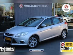 Ford Focus - 1.0 EcoBoost Trend|Trekhaak|Airco|Nap