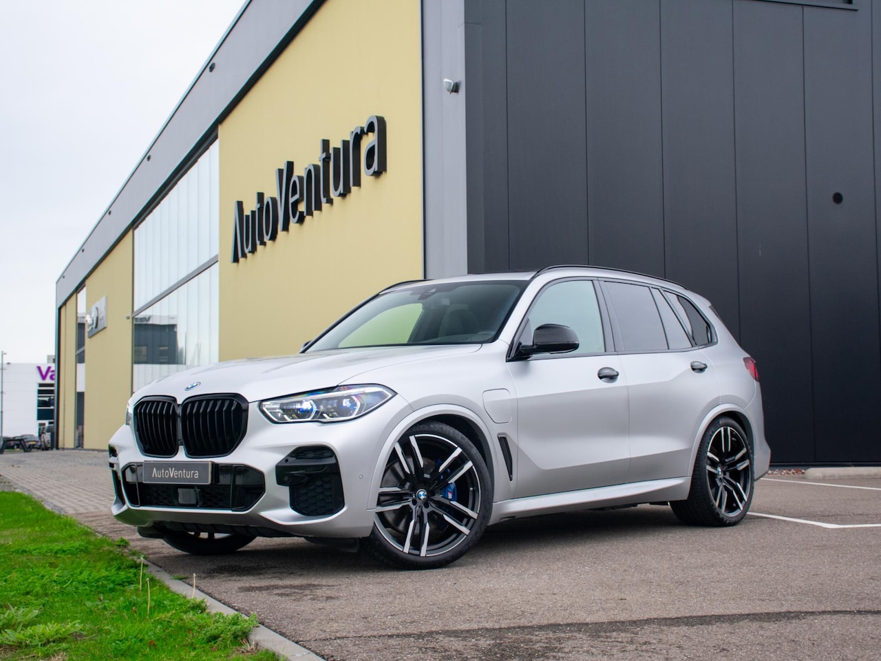 BMW X5 - xDrive45e High Executive | M-sport | Hifi Sound | Schuif-/kantel Pano | Laser LED | Soft d - AutoWereld.nl