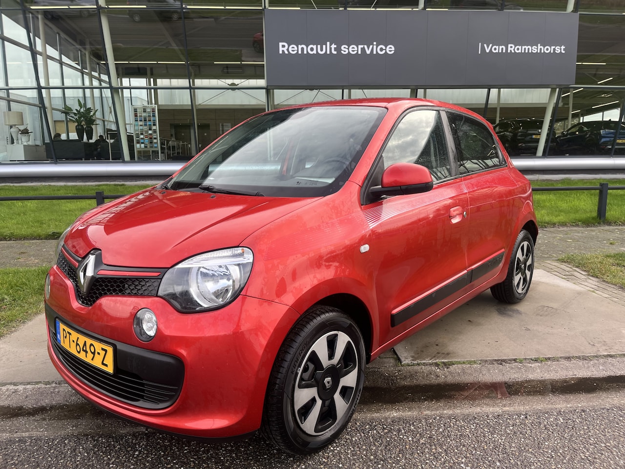 Renault Twingo - 1.0 SCe Collection / Airco / Bluetooth / Elek Ramen / - AutoWereld.nl