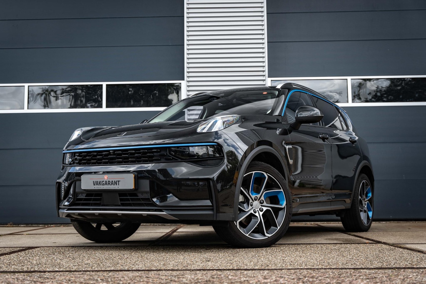 Lynk & Co 01 - 1.5 |MY 2023 |Zwarte hemel |Pano |360° | ACC - AutoWereld.nl