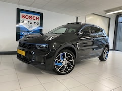 Lynk & Co 01 - 1.5 Panoramadak / Apple carplay android / 360 Camera / gelaagd glas / 75km actieradius