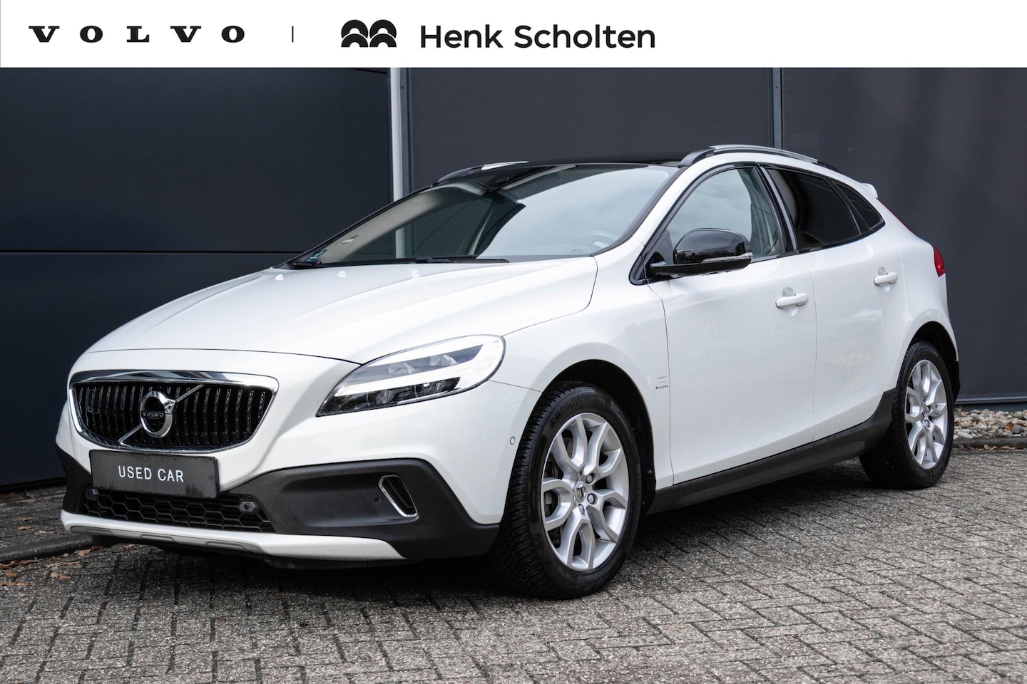 Volvo V40 Cross Country - T3 Polar+ Luxury Adaptieve Cruise Control | BLIS | Panoramadak | Fullmap Navigatie | Harma - AutoWereld.nl