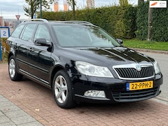 Skoda Octavia Combi - 1.2 TSI Business *Navi/ Clima-Airco/ Trekhaak