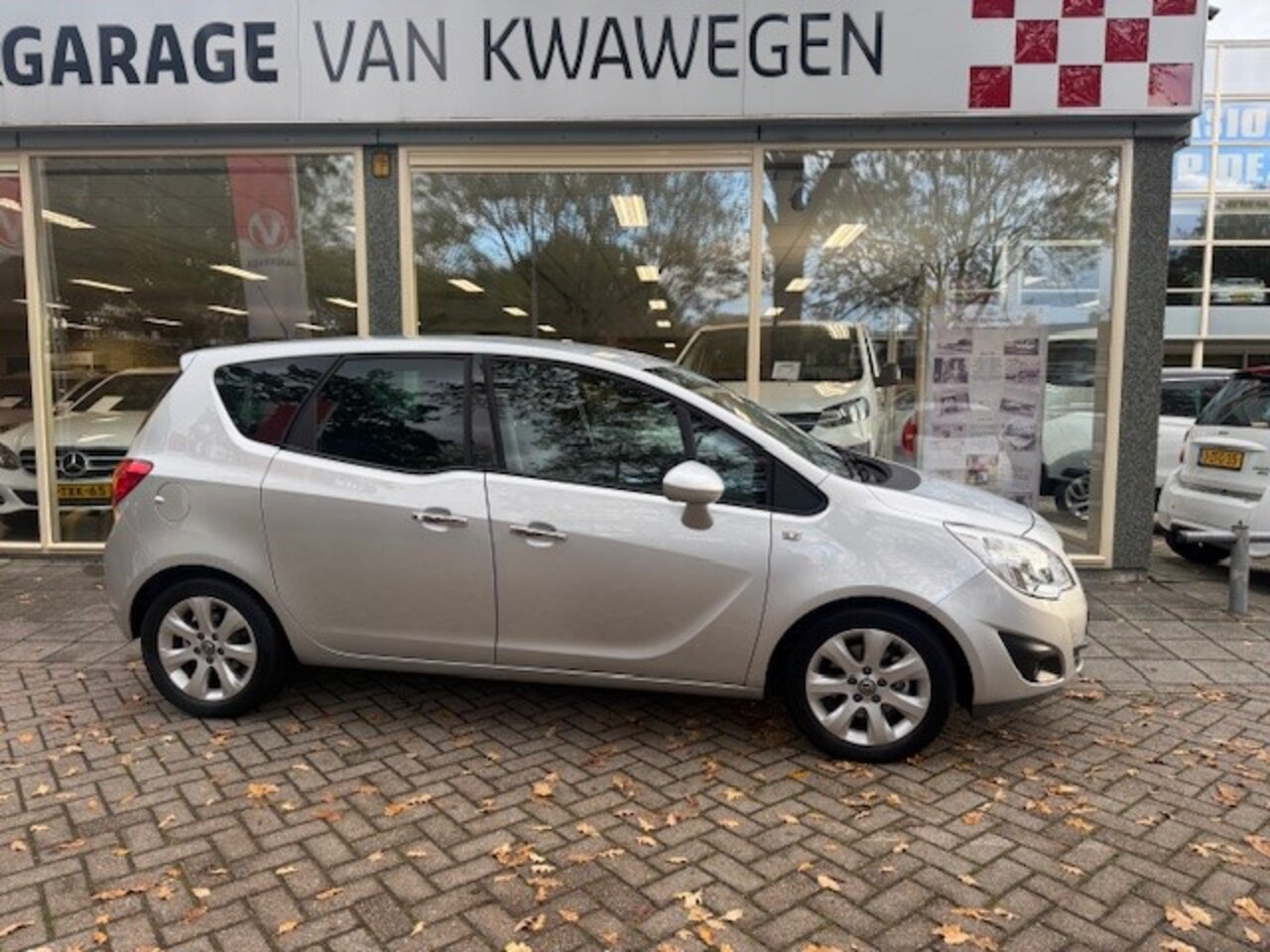 Opel Meriva - 1.4-16v COSMO PARK.SENS. - AutoWereld.nl