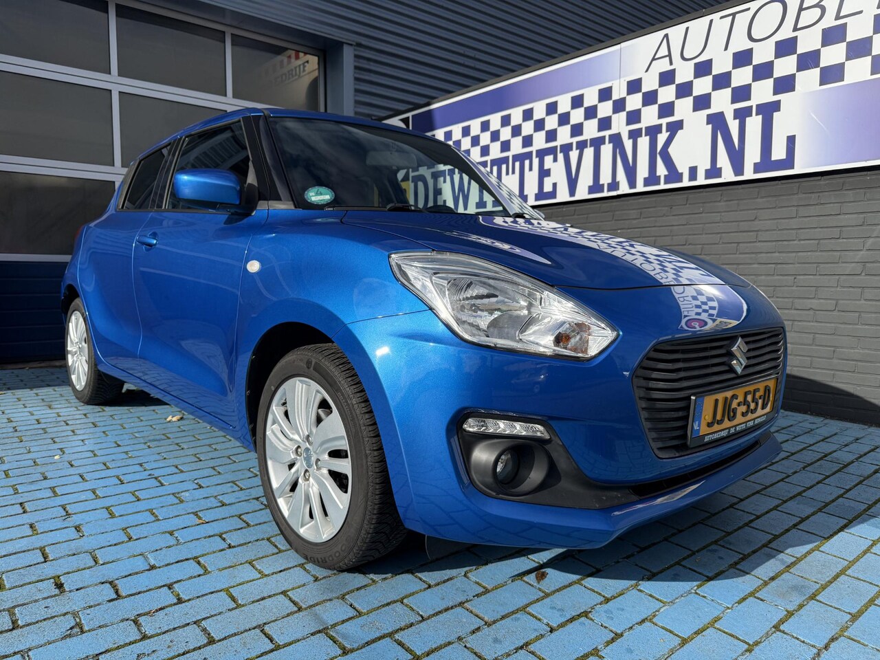 Suzuki Swift - 1.2 5DRS STOELVERW. APPLE P-CAM 1E EIGN DAB+ - AutoWereld.nl
