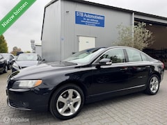 Volvo S80 - 2.5 T Momentum, Dealer onderhouden, Nieuwe apk
