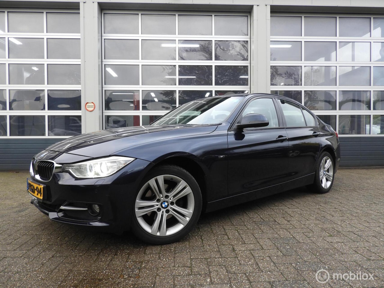BMW 3-serie - 316i Executive Sport 316i Executive Sport - AutoWereld.nl