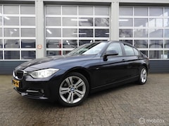 BMW 3-serie - 316i Executive Sport