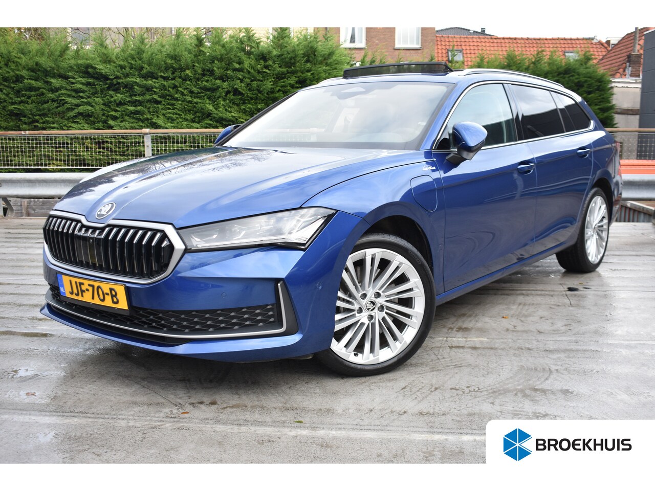 Skoda Superb Combi - 1.5 TSI iV PHEV Laurent & Klement | Schuif-kanteldak | Elektrisch wegklapbare trekhaak | P - AutoWereld.nl