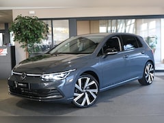 Volkswagen Golf - 8 1.5 eTSI Life DSG IQ Led Navi ACC Apple Carplay