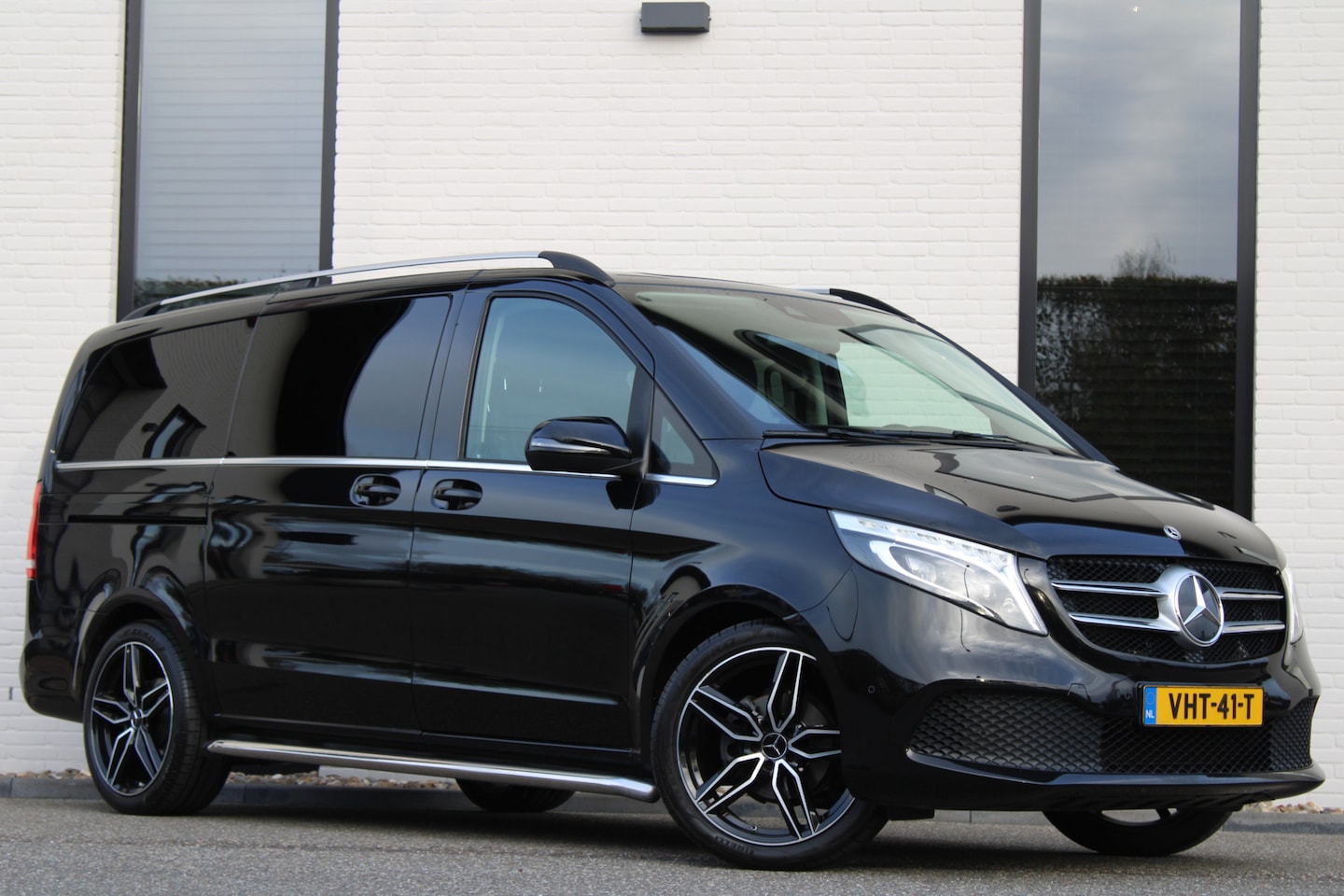 Mercedes-Benz V-klasse - 220d / Aut / Lang / DC / 2x Elec Schuifdeur / Leer / Vol Opties / Nette Staat - AutoWereld.nl