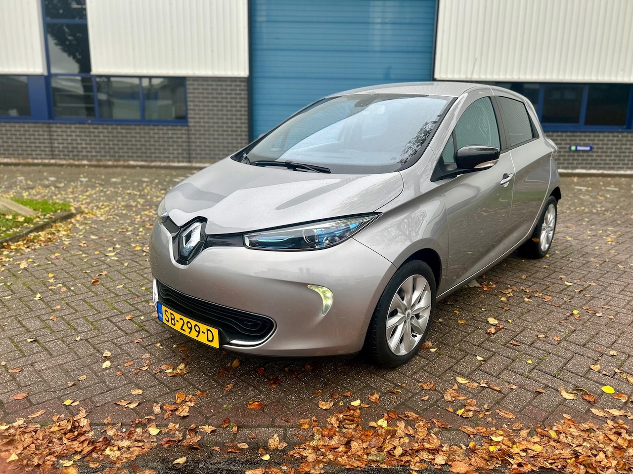 Renault Zoe - Q210 Zen Quickcharge 22 kWh (INCLUSIEF ACCU) - AutoWereld.nl