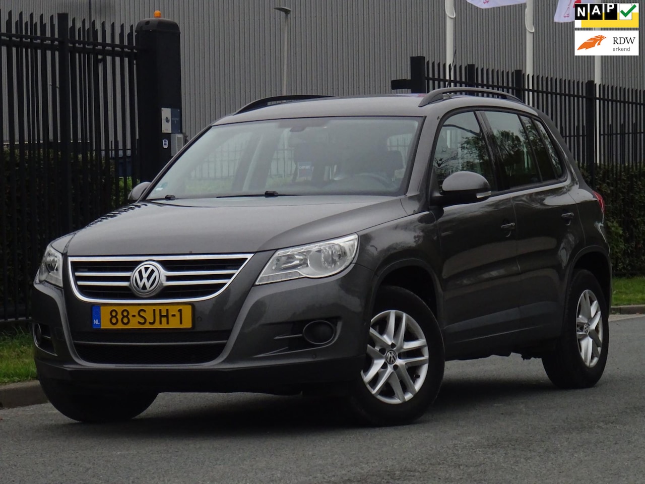 Volkswagen Tiguan - 1.4 TSI Comfort&Design NAP/NAVI/PDC/NW APK - AutoWereld.nl