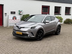 Toyota C-HR - 1.8 Hybrid 122pk CVT Black Edition/ Afneembare trekhaak/ All season banden/ Lederen bekled