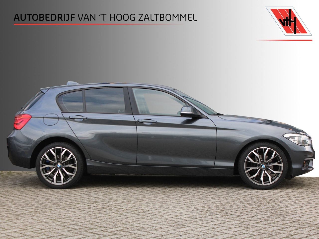BMW 1-serie - 118i Automaat Urban NAVI CAMERA 18'' NL AUTO - AutoWereld.nl