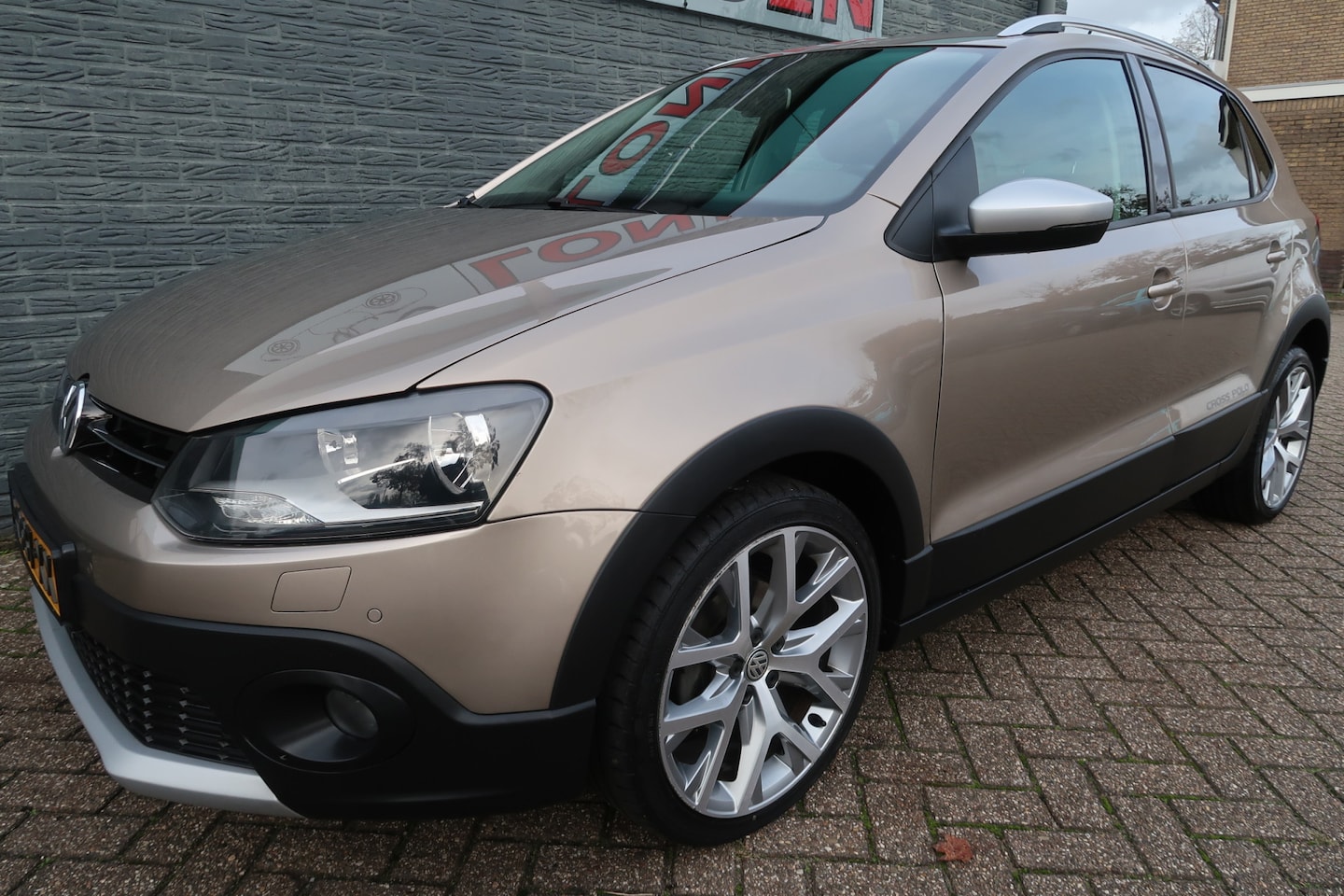 Volkswagen Polo - 1.2 TSI Highline Bij ons bedrijf in onderhoud geweest - AutoWereld.nl