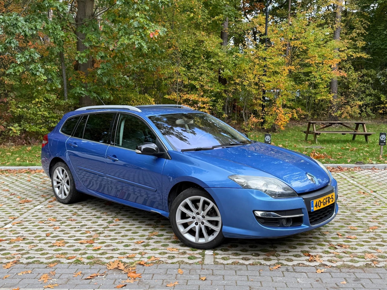 Renault Laguna Estate - 2.0 16V T GT 2.0 16V T GT - AutoWereld.nl