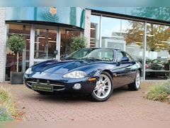 Jaguar XK8 - 4.0 V8 Coupé