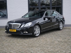 Mercedes-Benz E-klasse - 200 CGI Avantgarde Amg Ecc Xenon Navi 167.000km Orig. NL