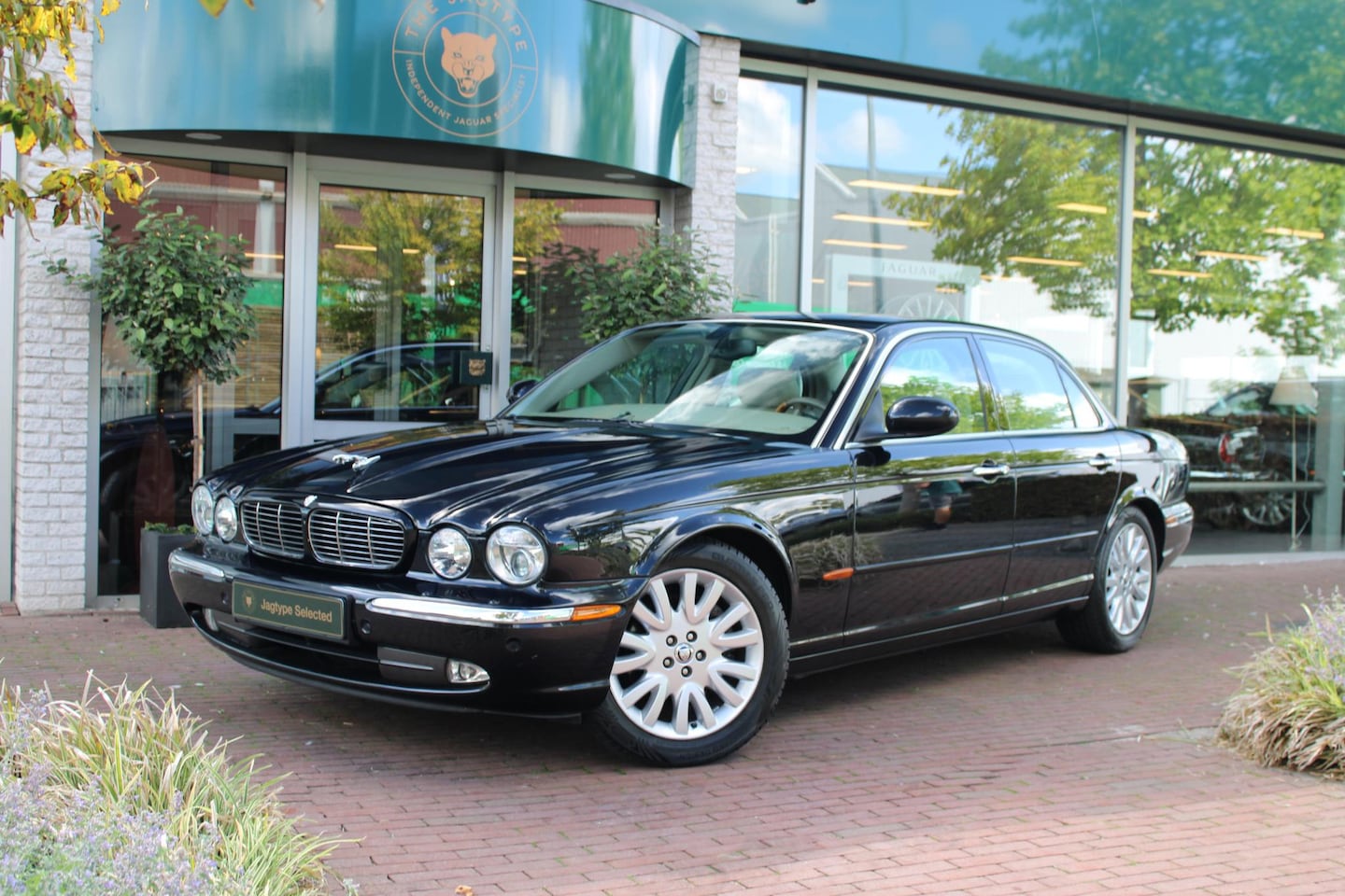 Jaguar XJ - 3.5 V8 Executive 3.5 V8 Executive - AutoWereld.nl
