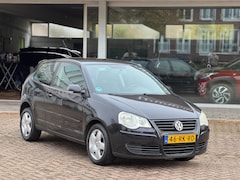 Volkswagen Polo - 1.4-16V Turijn|Leuke auto met 4 nieuwe banden