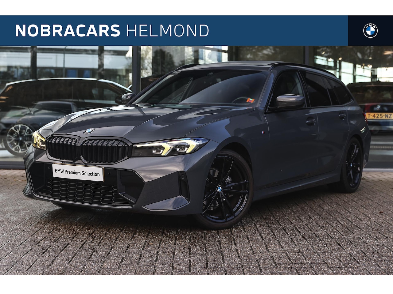 BMW 3-serie Touring - 318i M Sport Automaat / Panoramadak / Trekhaak / Sportstoelen / Achteruitrijcamera / M Spo - AutoWereld.nl