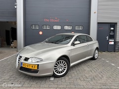 Alfa Romeo GT - 1.8 T.Spark Bertone ✓Bose ✓CLimate ✓Leder ✓APK