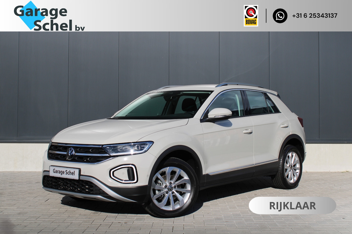 Volkswagen T-Roc - 1.5 TSI Style 150pk - ACC - Carplay - Camera - DAB - Verwarmd stuurwiel - Rijklaar - AutoWereld.nl
