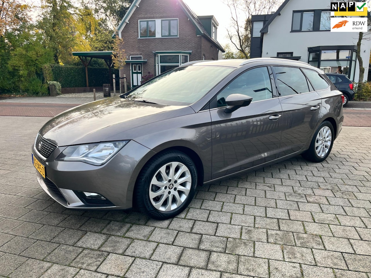 SEAT Leon ST - 1.0 TSI Style Connect Ecc Isofix LM PDC - AutoWereld.nl