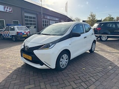 Toyota Aygo - 1.0 VVT-i x-fun AIRCO NL AUTO