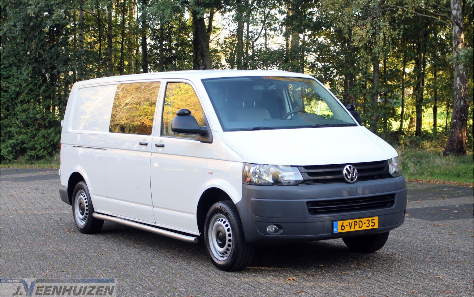 Volkswagen Transporter - 2.0 TDI L2H1 | 2011 | Airco | Leuke bus! - AutoWereld.nl