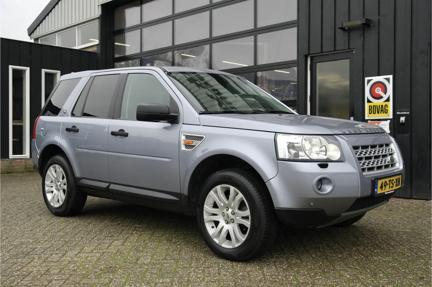 Land Rover Freelander - 3.2 i6 HSE Automaat | NL-Auto | Cruise | Trekhaak | Leder - AutoWereld.nl