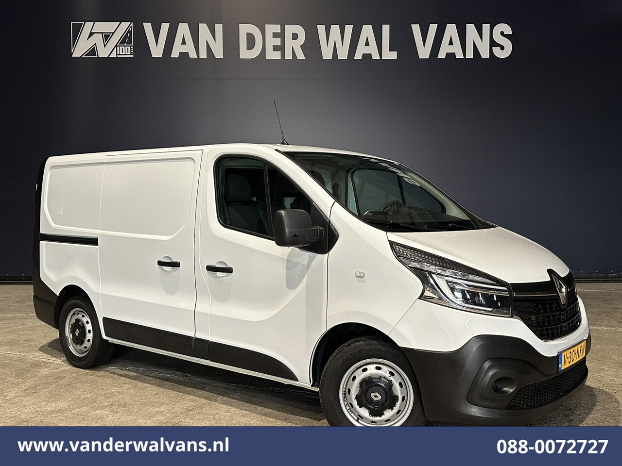 Renault Trafic - 2.0 dCi 120pk L1H1 Euro6 Airco | LED | Navigatie | Cruisecontrol | Trekhaak | Omvormer Par - AutoWereld.nl