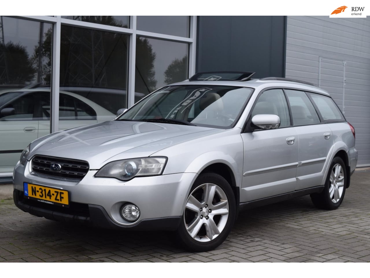 Subaru Outback - 3.0R | Automaat | Dak | Leder | Navi | APK 10-2026 ! - AutoWereld.nl