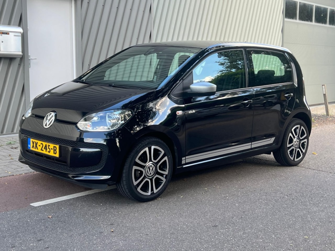 Volkswagen Up! - ! 1.0 60pk BMT move ! - AutoWereld.nl
