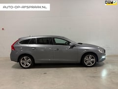 Volvo V60 - 2.4 D5 Twin Engine Lease Edition Leer Navi Stoelverw