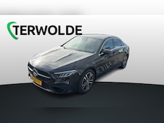 Mercedes-Benz A-klasse - 180 Business Line | AUTOMAAT | Trekhaak | Kunstleder |