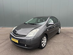 Toyota Prius - 1.5 VVT-i Bns Ed. TREKHAAK | LEDER | NAP