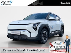 Kia EV3 - Plus 58.3 kWh | Stoel verwarming | Parkeer camera achter + parkeer sensoren voor en achter