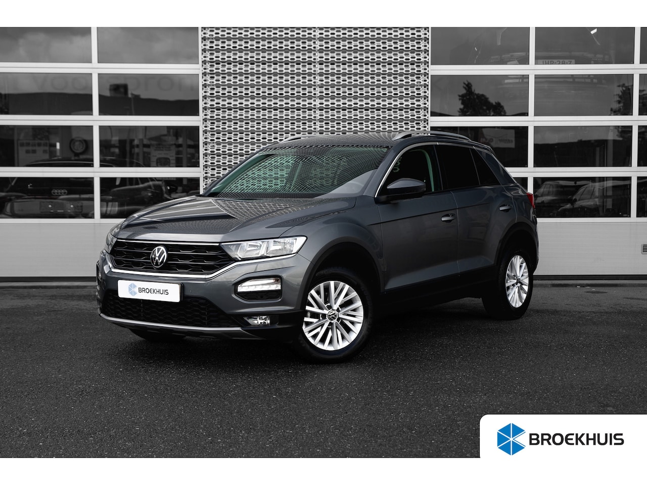 Volkswagen T-Roc - 1.0 TSI Style Business | Airco | Apple Carplay/Android Auto|telefoonintegratie premium | C - AutoWereld.nl