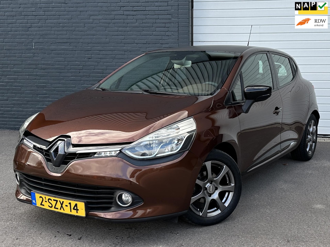 Renault Clio - 0.9 TCe Dynamique CLIMA/CRUISE/KEYLES/BLUETOOTH/5DEURS - AutoWereld.nl