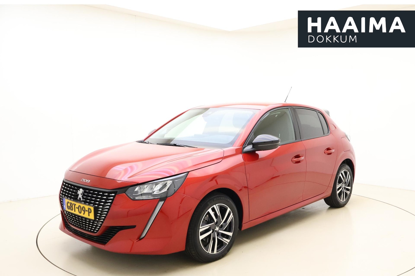 Peugeot 208 - 1.2 PureTech Allure Pack | Apple Carplay | Bluetooth | Cruise control | | Achteruitrijcame - AutoWereld.nl