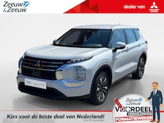 Mitsubishi Outlander - 2.4 PHEV Pure |€5.000, - Voorraadkorting|Navigatie| Adaptieve cruise control| Dode hoeksen