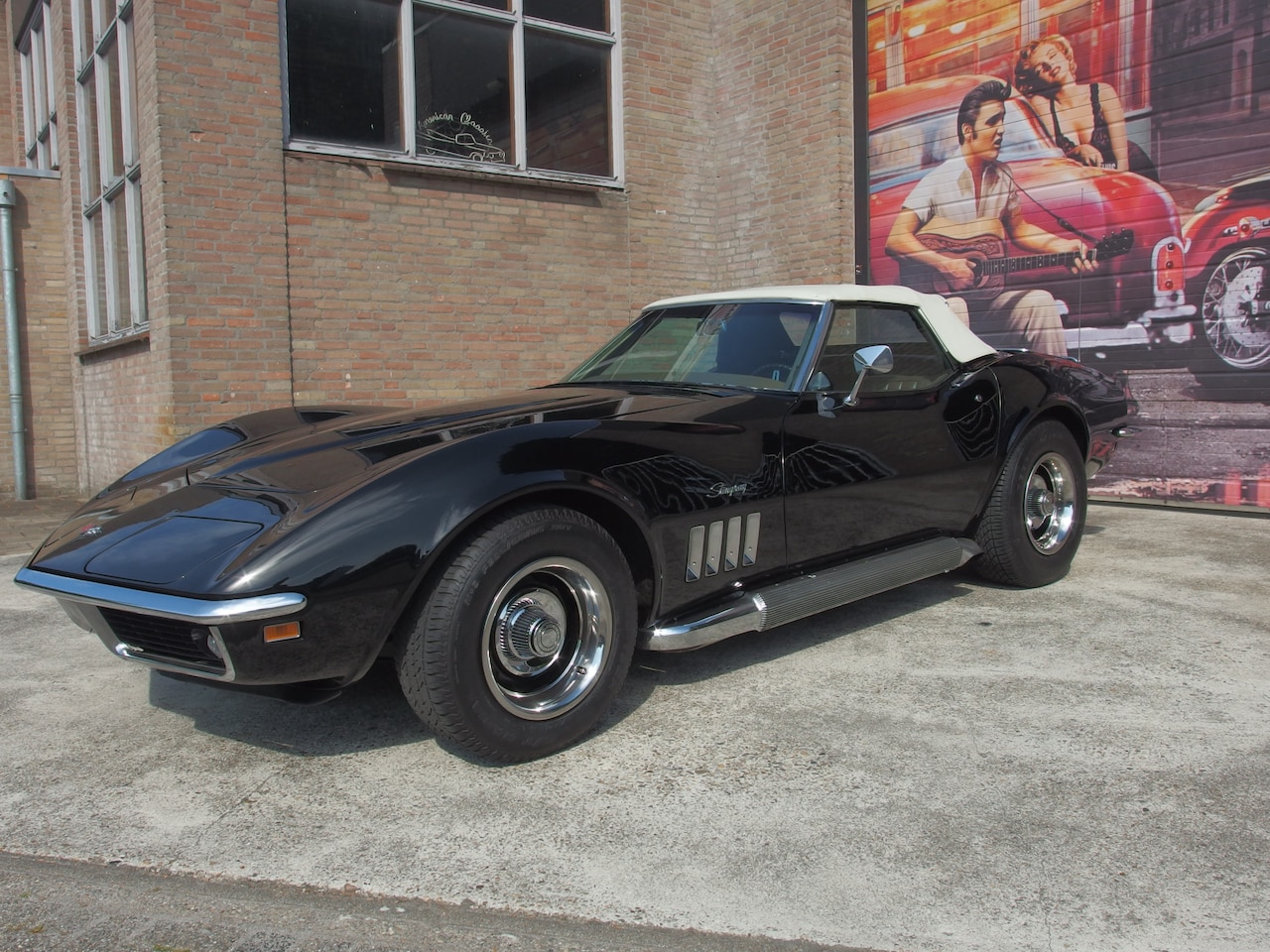 Chevrolet Corvette - Stingray Een écht hele mooie en degelijke Stingray uit 1969, met nog de chromen bumpers vo - AutoWereld.nl