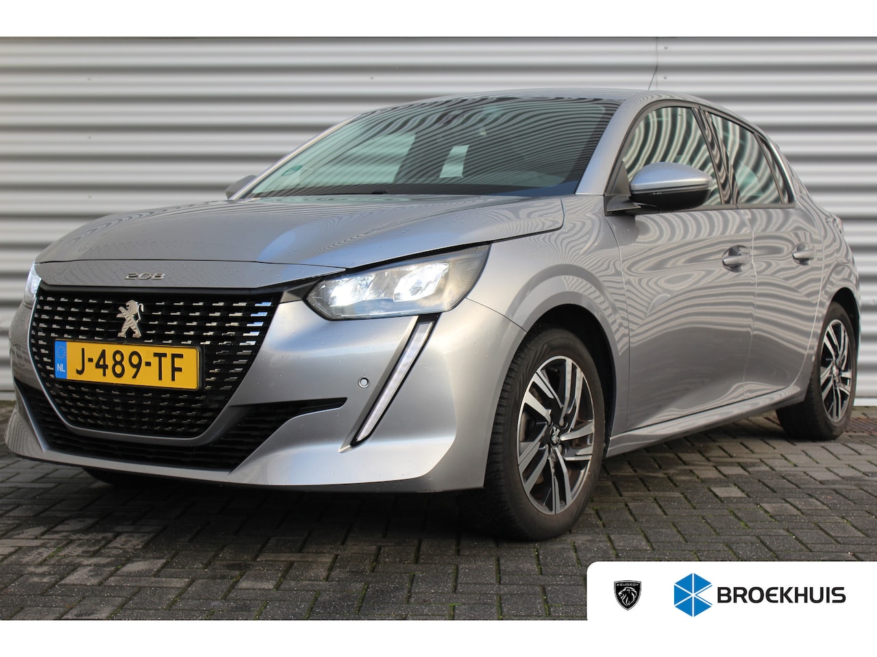 Peugeot 208 - 1.2 PURETECH 100PK ALLURE AUTOMAAT / NAVI / LEDER / CLIMA / FULL-LED / 16" LMV / KEYLESS / - AutoWereld.nl