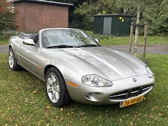 Jaguar XK8 - 4.0 CONVERTIBLE CABRIOLET