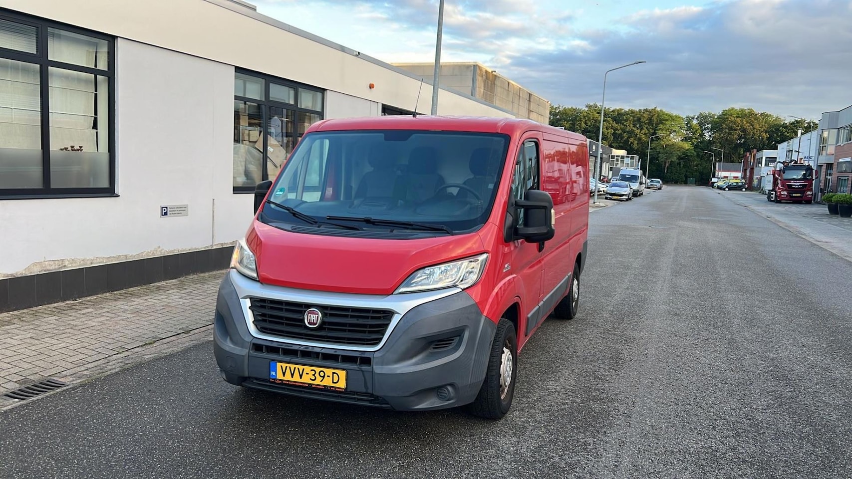 Fiat Ducato - 30 2.0 MultiJet MH1 210.000NAP LANG GEEN AIRCO ROOD 2015 - AutoWereld.nl